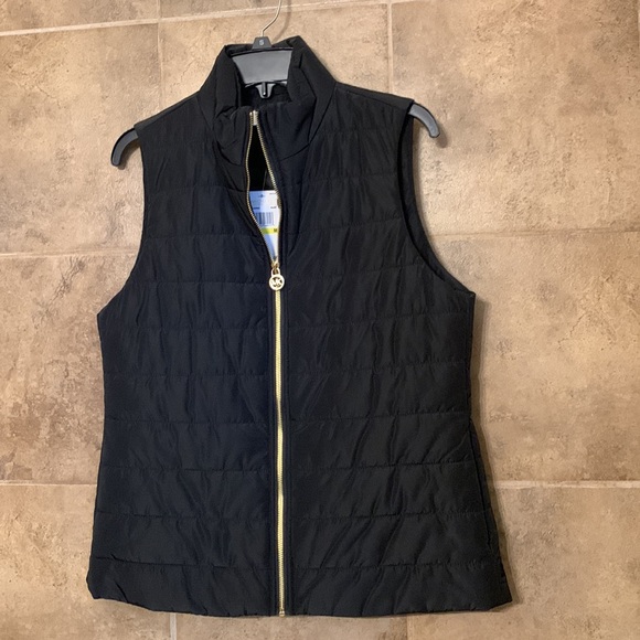 Michael Kors Puffer Vest size Medium NWT - Picture 3 of 5